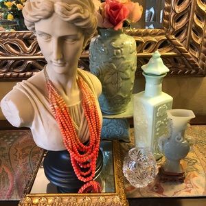 Banana Republic Faux Coral Women’s Necklace